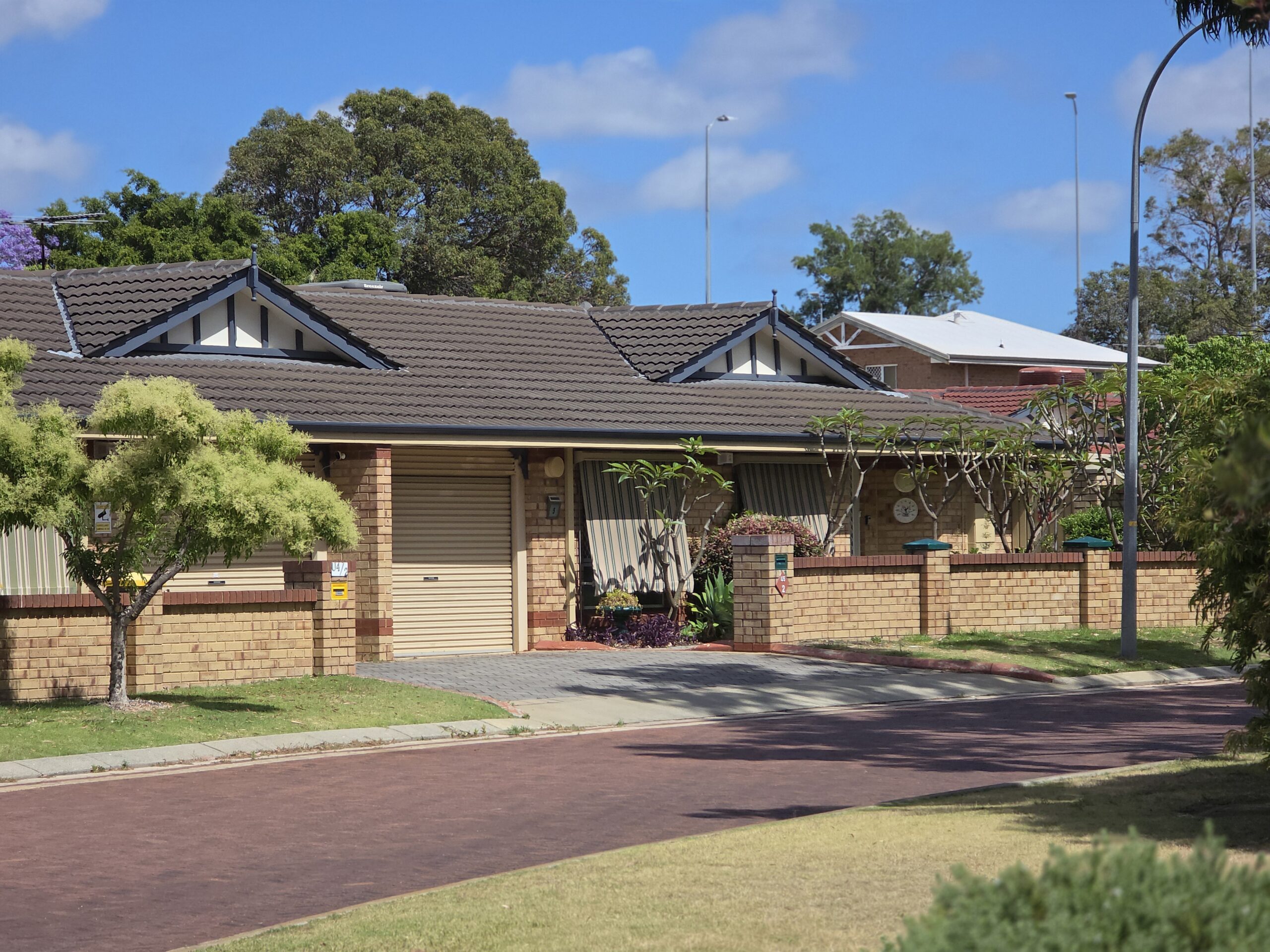 Welcoming two bedroom Vila – Perfect location in Bentley
